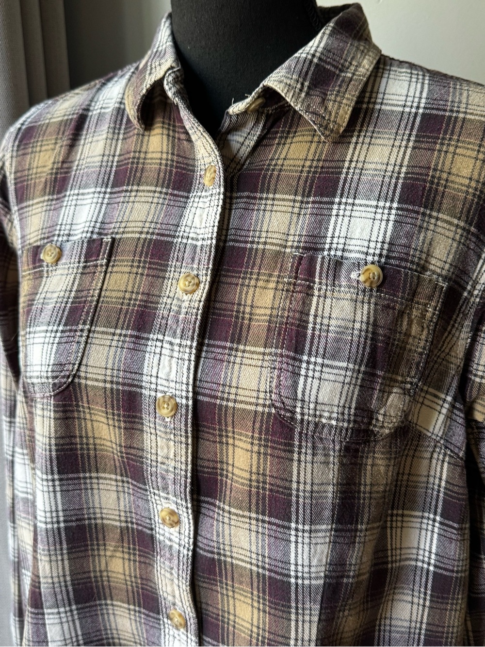 Duluth Trading Co women’s Plaid Button-Down Shirt in Maroon and Tan medium euc - Picture 2 of 6